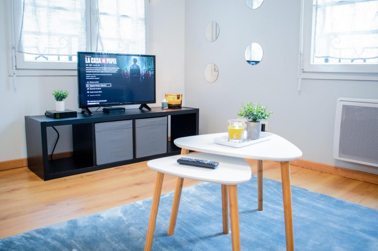 Le Retro Chic - T2 Haut Standing Au Coeur De Corbeil - 48 M2 Apartman Kültér fotó