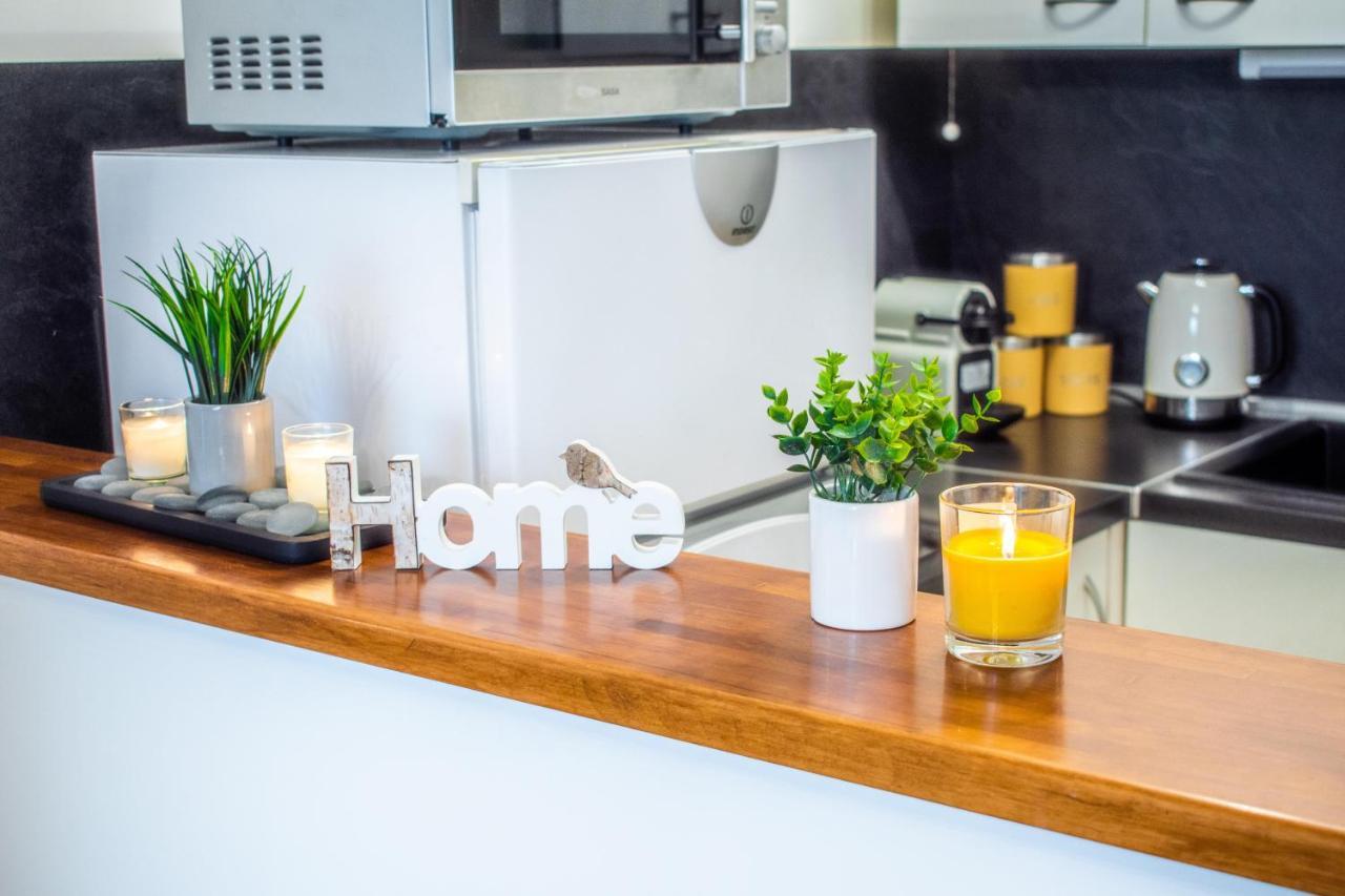 Le Retro Chic - T2 Haut Standing Au Coeur De Corbeil - 48 M2 Apartman Kültér fotó